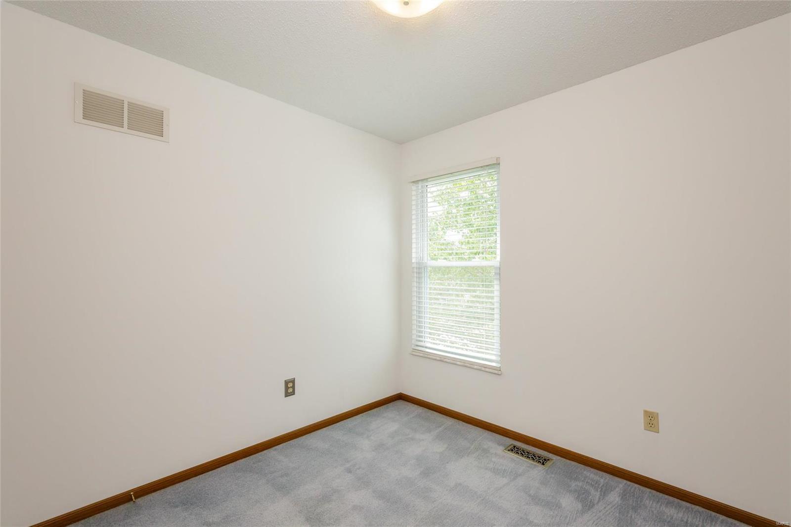 Monticello Manor - Residential