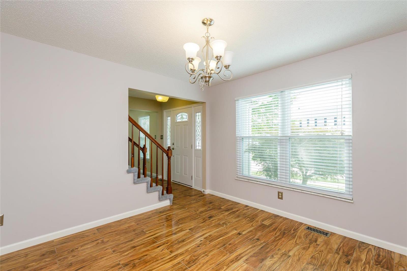 Monticello Manor - Residential