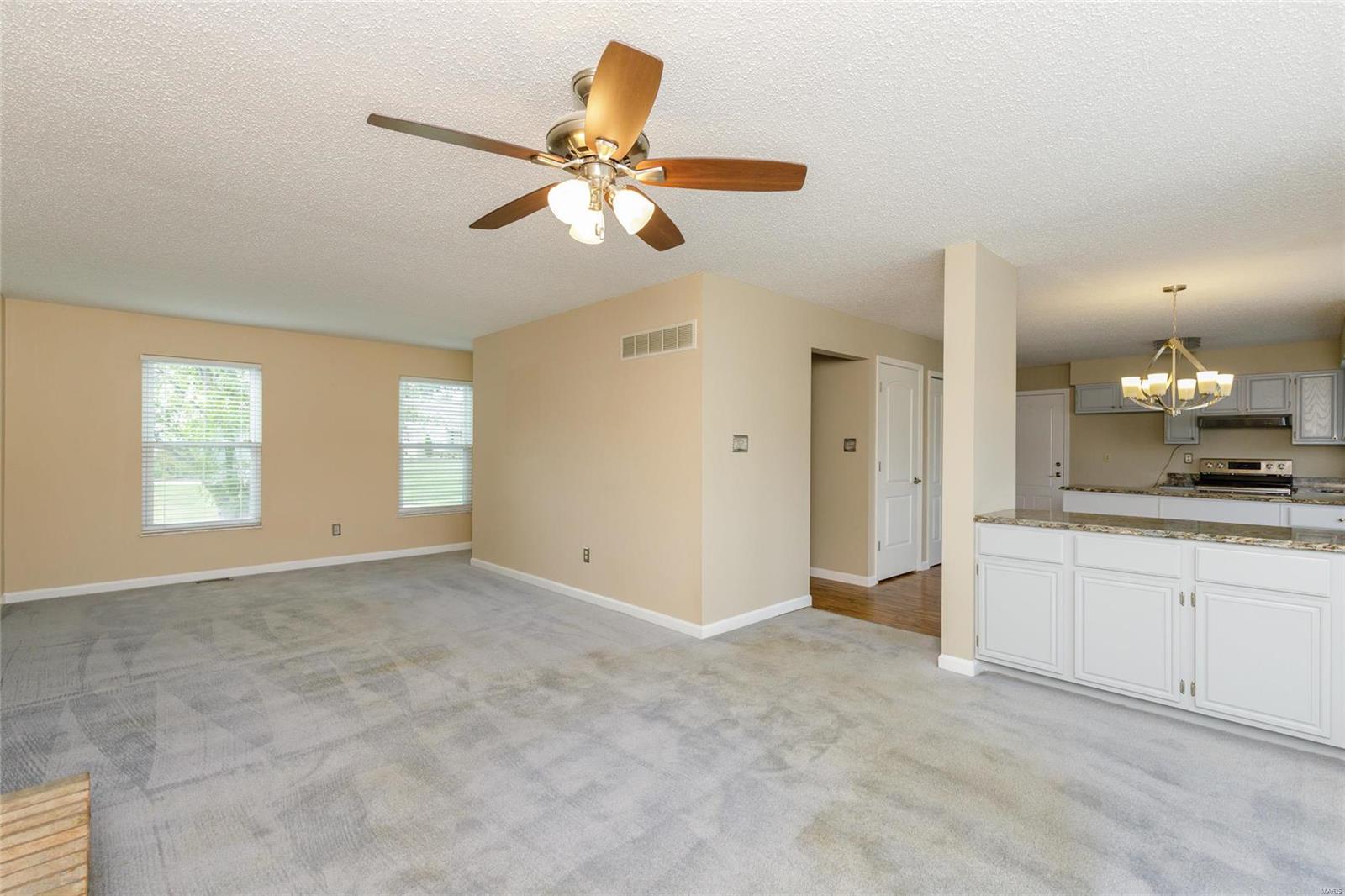 Monticello Manor - Residential