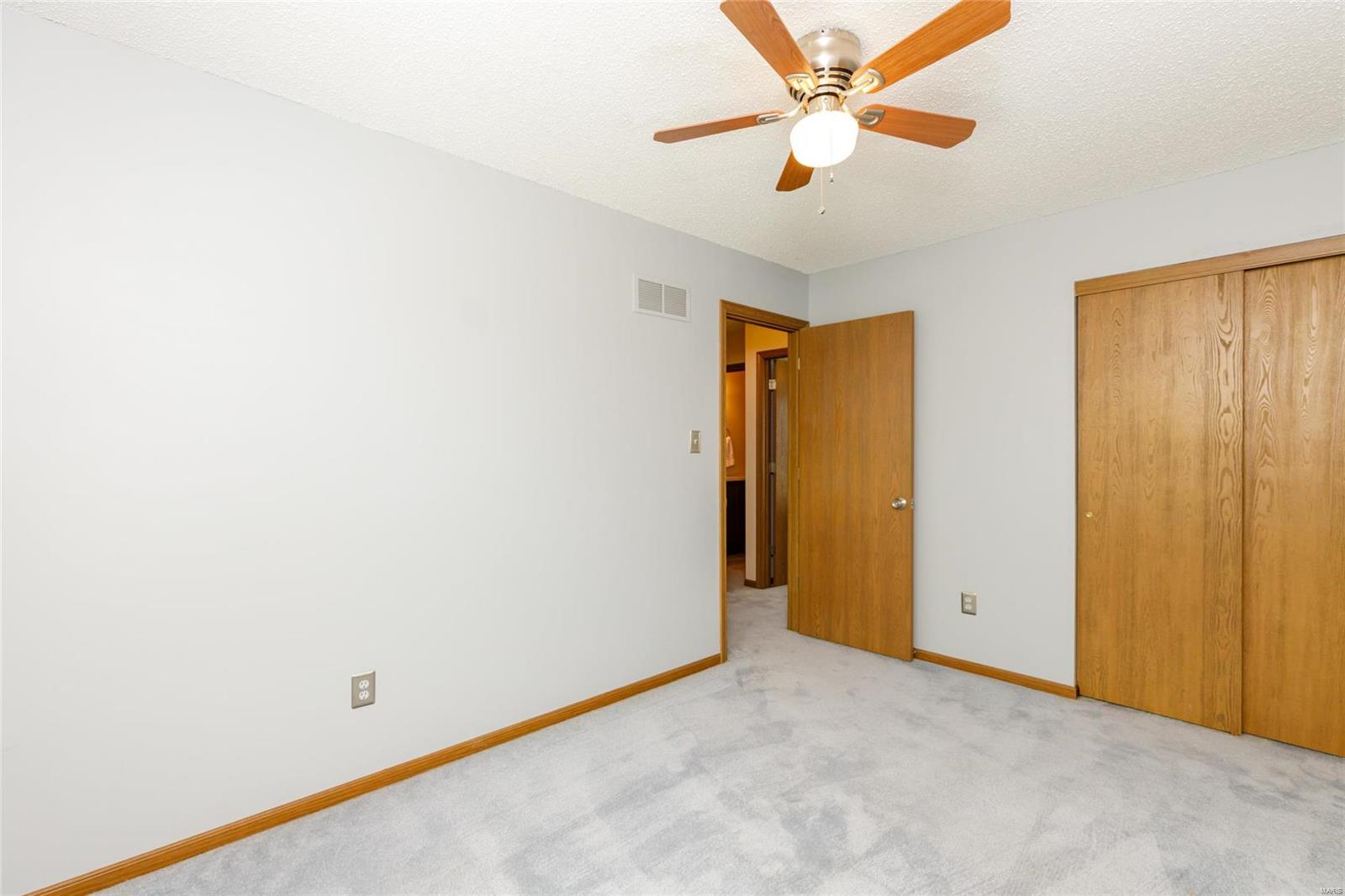 Monticello Manor - Residential