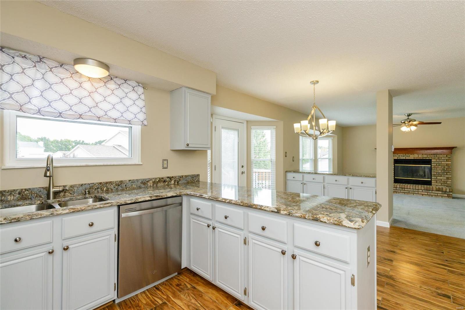 Monticello Manor - Residential