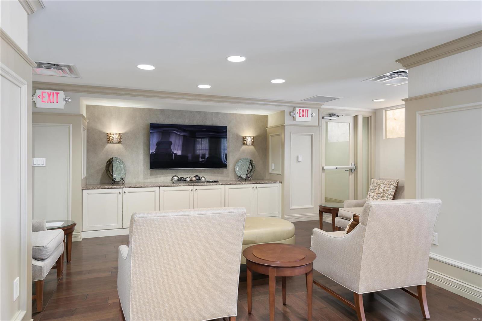 Residences at Park Plaza - Residential