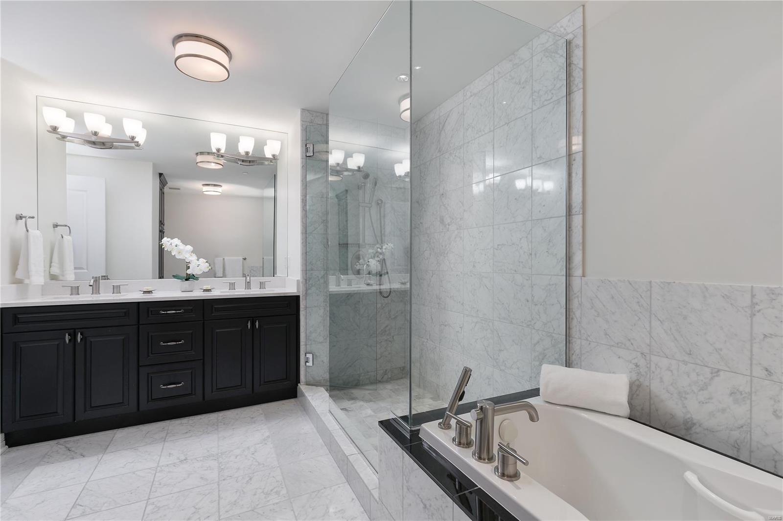 Residences at Park Plaza - Residential