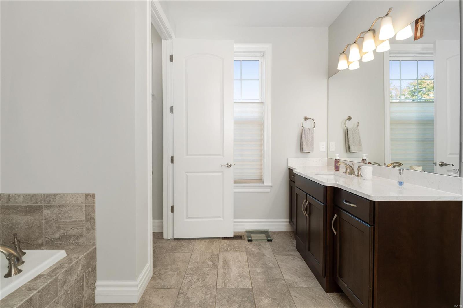 Enclave Bellerive One - Residential