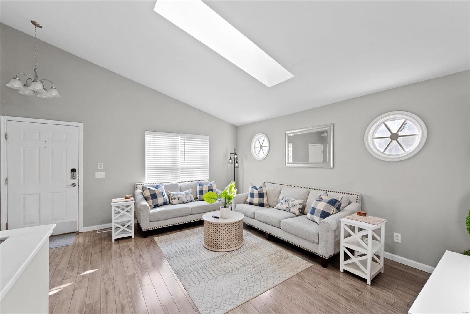 St Peters, Missouri 63376, United States, 2 Bedrooms Bedrooms, ,1 BathroomBathrooms,Residential,Pending,31452