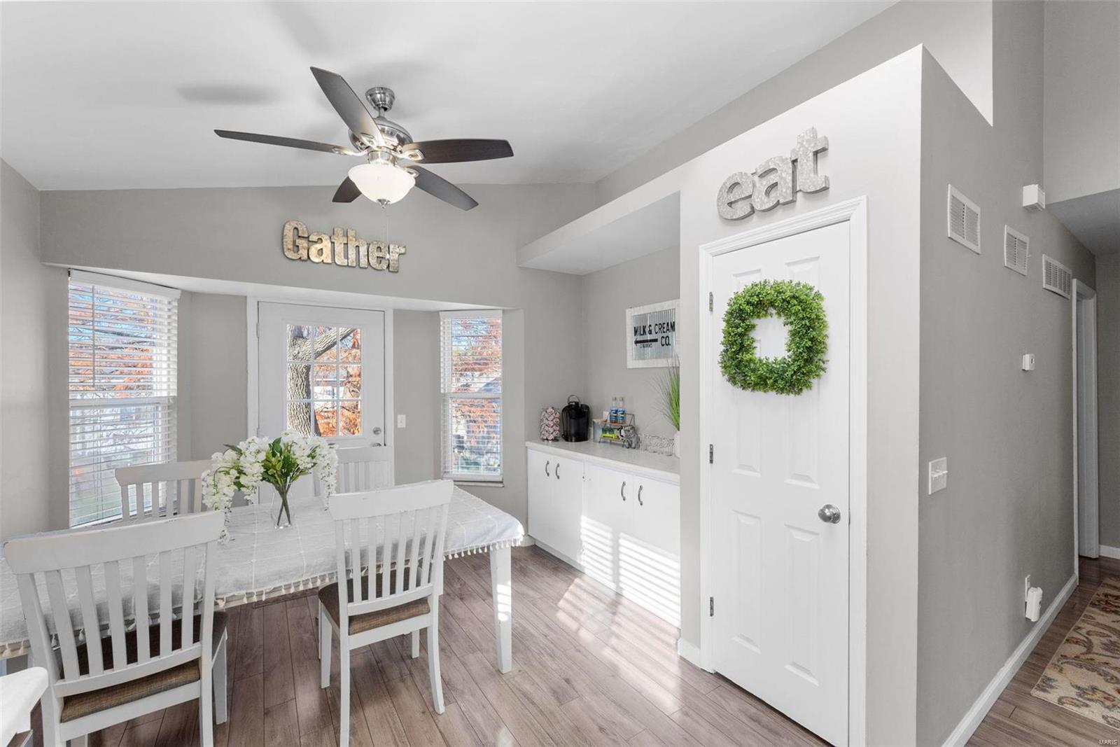 St Peters, Missouri 63376, United States, 2 Bedrooms Bedrooms, ,1 BathroomBathrooms,Residential,Pending,31452