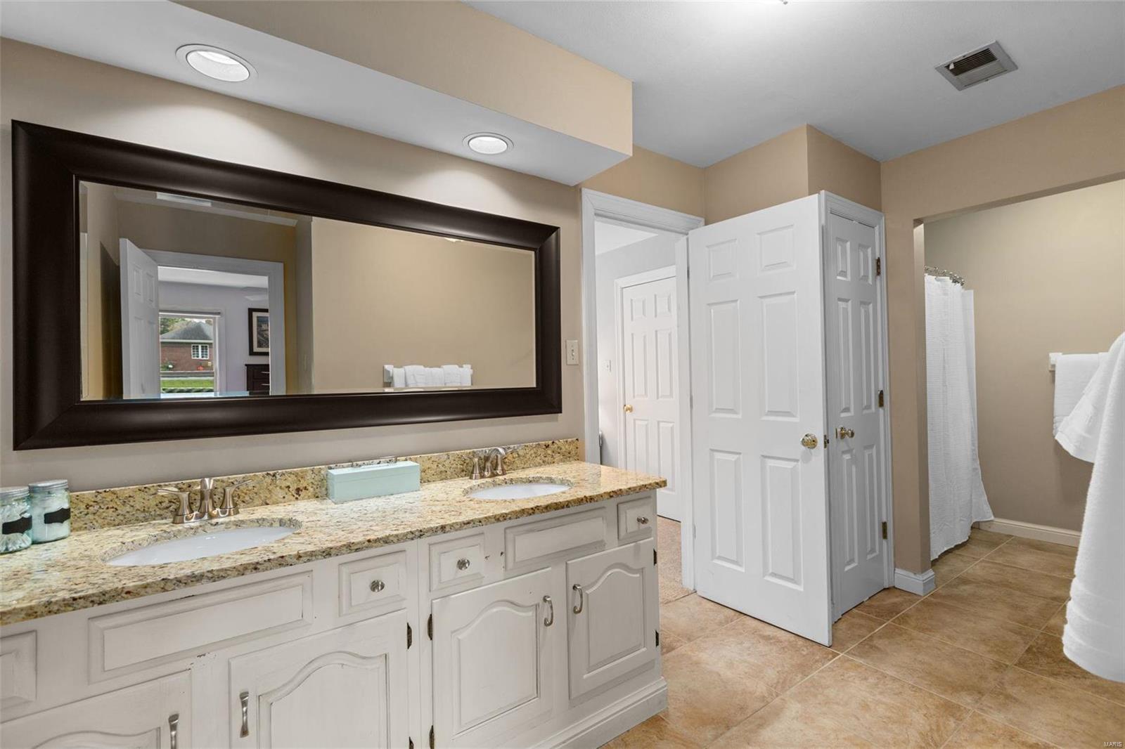 Huntington Farm 4 - Residential