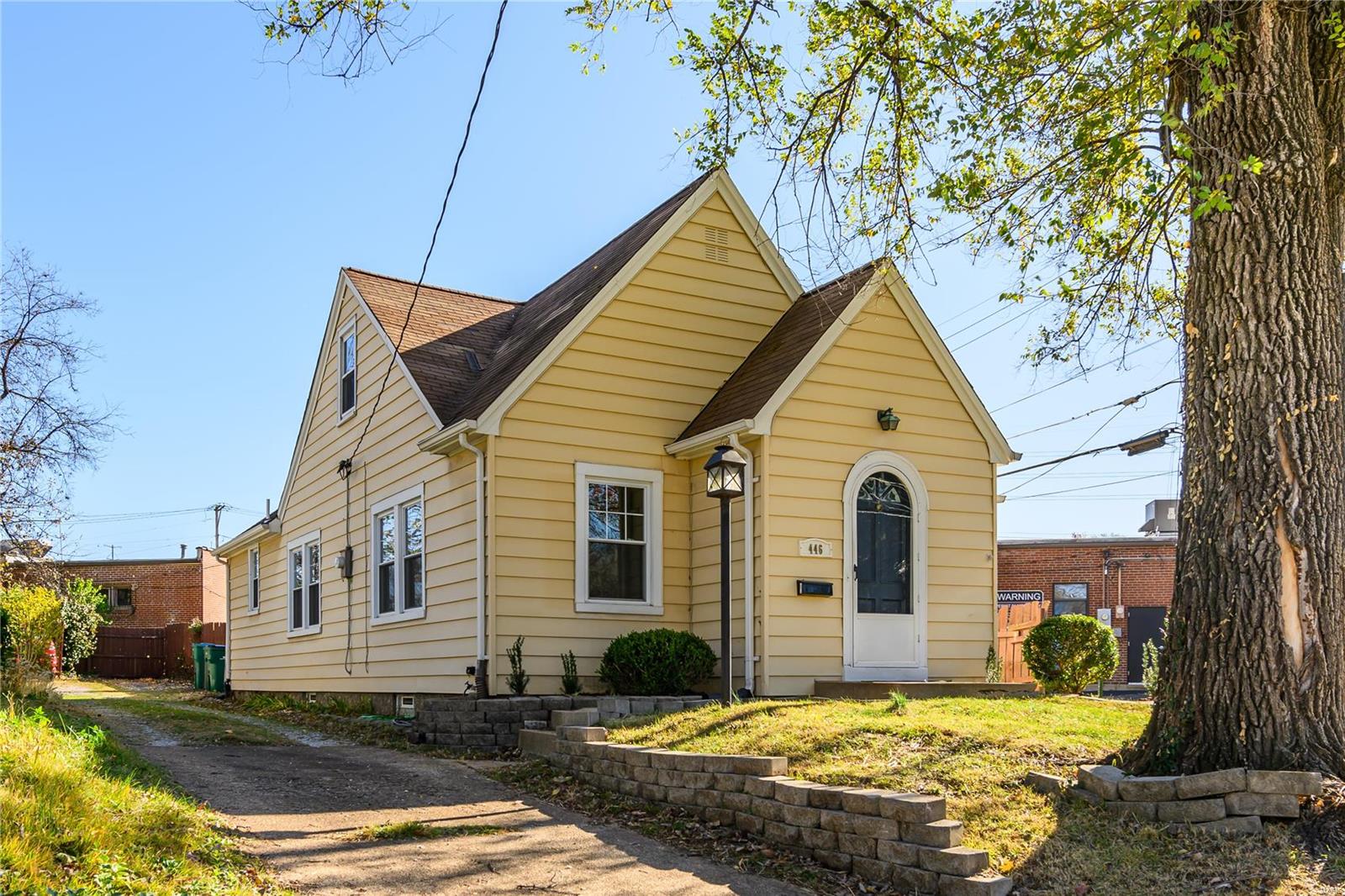 St Louis, Missouri 63119, United States, 2 Bedrooms Bedrooms, ,1 BathroomBathrooms,Residential,Pending,31240