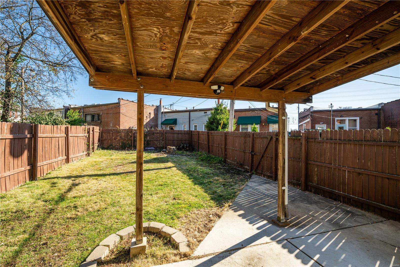 St Louis, Missouri 63119, United States, 2 Bedrooms Bedrooms, ,1 BathroomBathrooms,Residential,Pending,31240