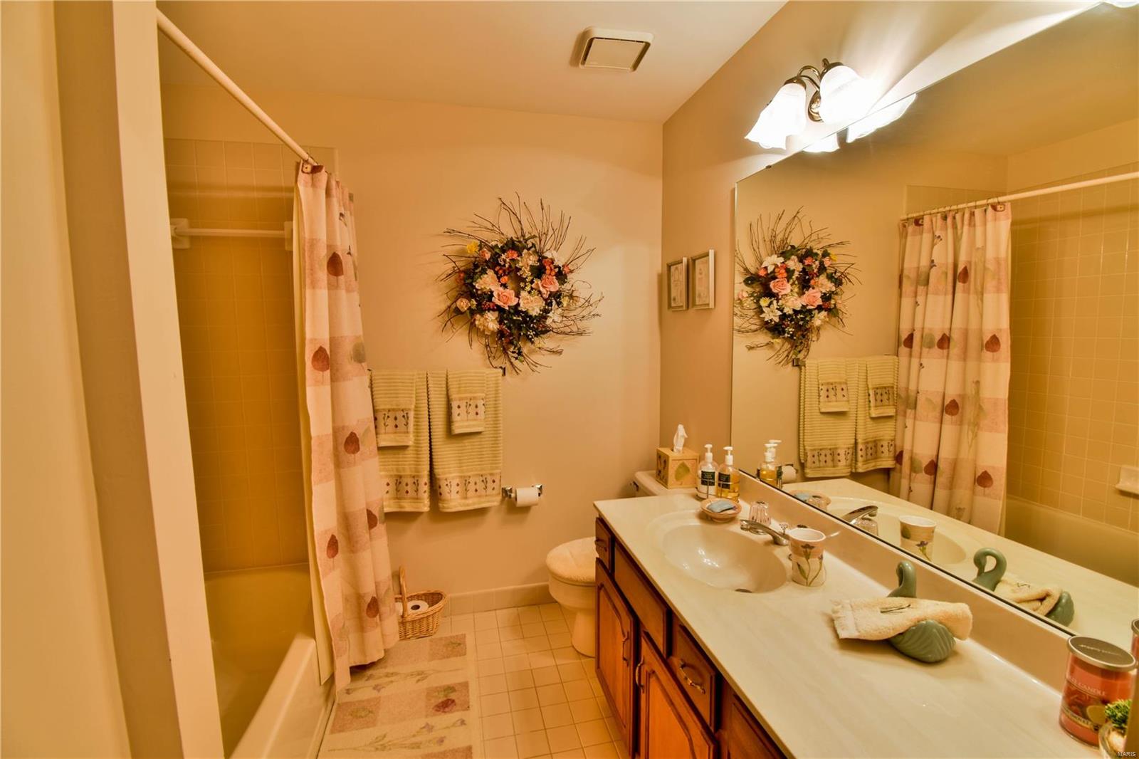 Meadows At Quail Creek One The - Residential