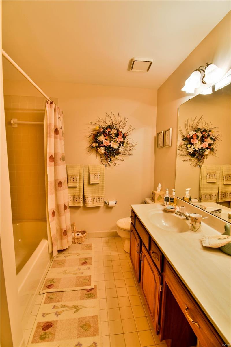 Meadows At Quail Creek One The - Residential