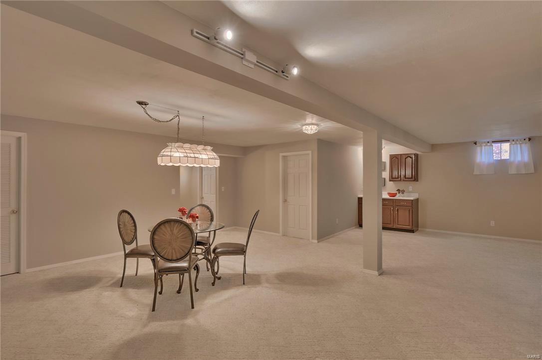 Pointe Clayton - Residential