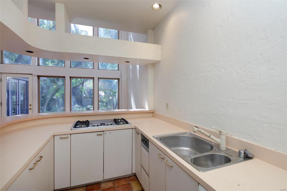 4942-44 McPherson - Residential Income