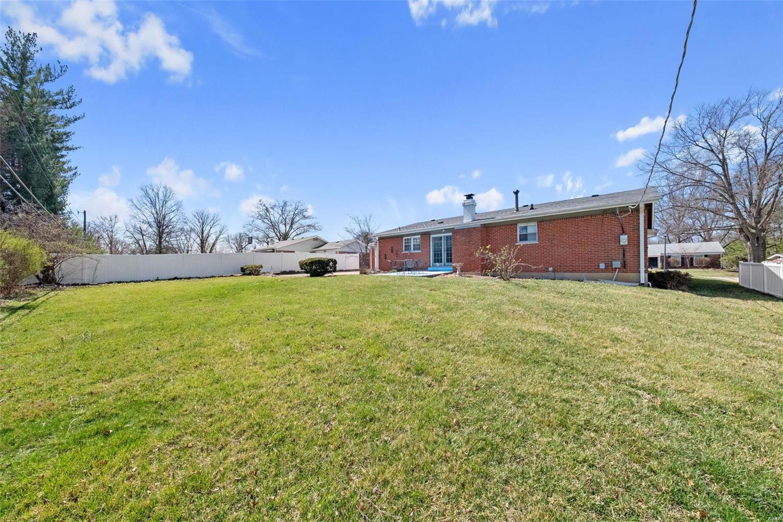 Ballwin, Missouri 63011, United States, 4 Bedrooms Bedrooms, ,2 BathroomsBathrooms,Residential,Active,84500