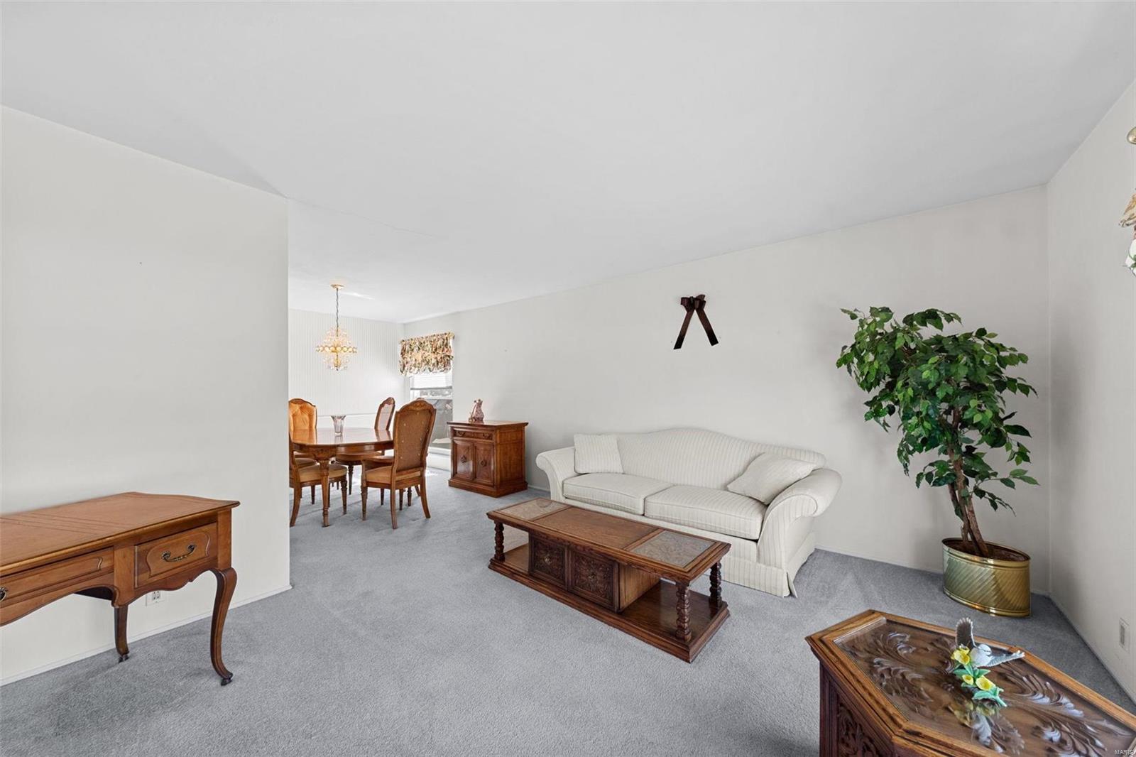 Ballwin, Missouri 63011, United States, 4 Bedrooms Bedrooms, ,2 BathroomsBathrooms,Residential,Active,84500