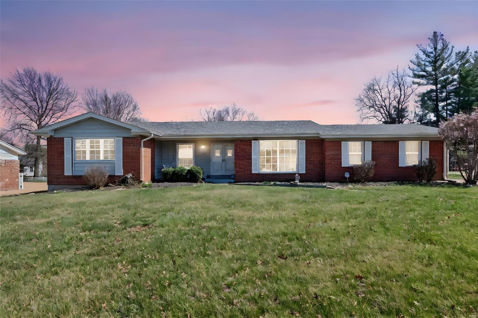 Ballwin, Missouri 63011, United States, 4 Bedrooms Bedrooms, ,2 BathroomsBathrooms,Residential,Active,84500