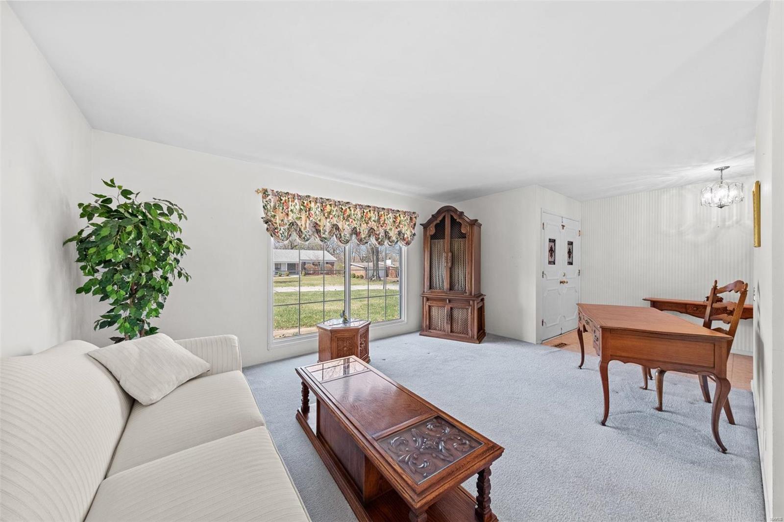 Ballwin, Missouri 63011, United States, 4 Bedrooms Bedrooms, ,2 BathroomsBathrooms,Residential,Active,84500