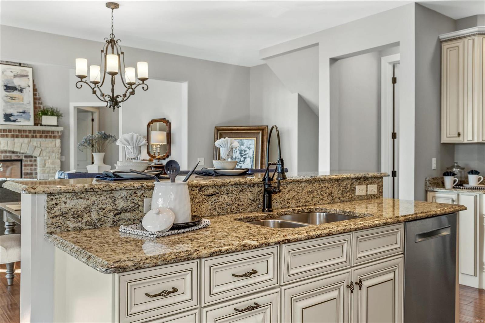 Crest Over Katy Trail - Residential