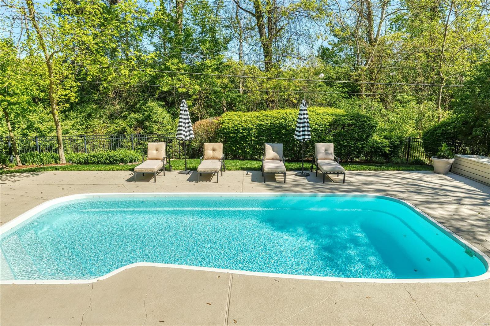 Ballas Acres - Residential