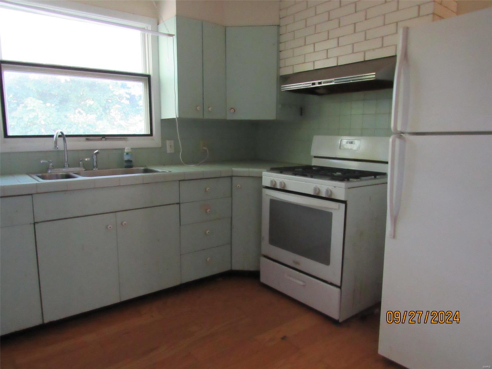 Clarksville, Missouri 63336, United States, 3 Bedrooms Bedrooms, ,2 BathroomsBathrooms,Residential,Pending,41803