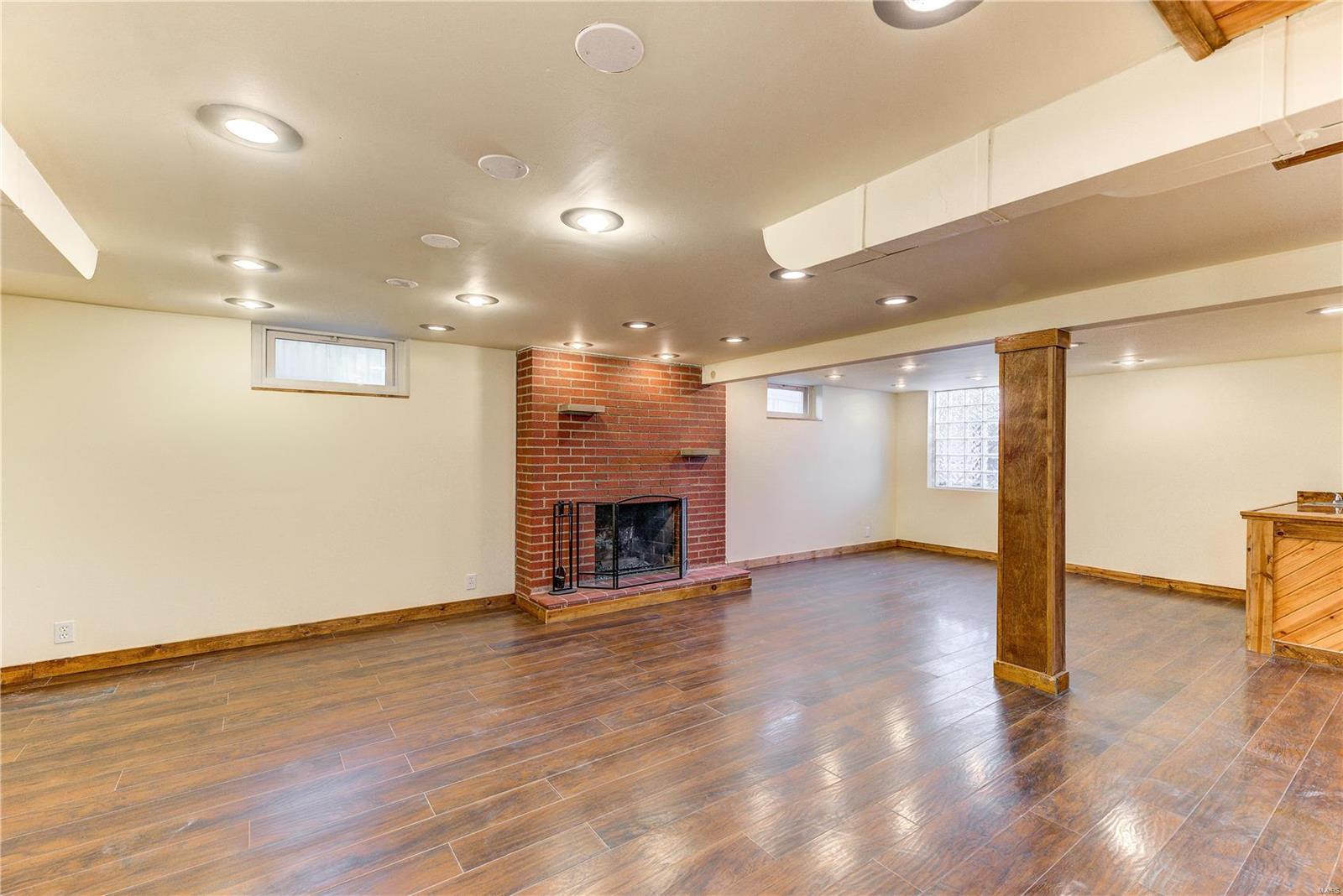 Lakeside - Residential