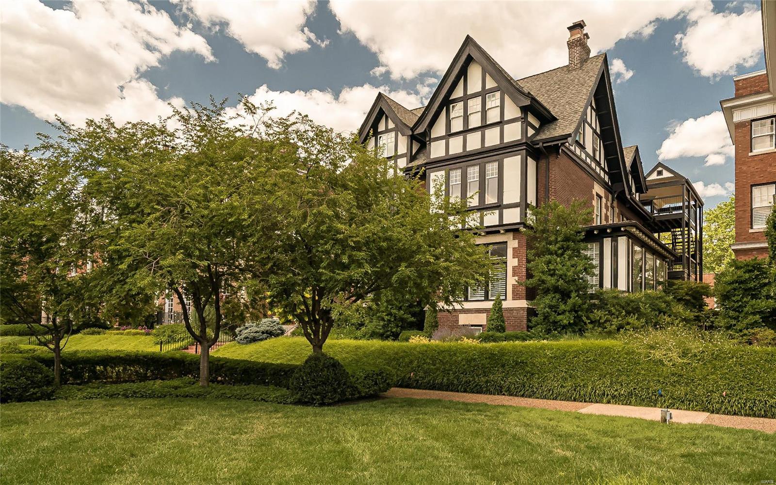 Maryland Place Condos - Residential