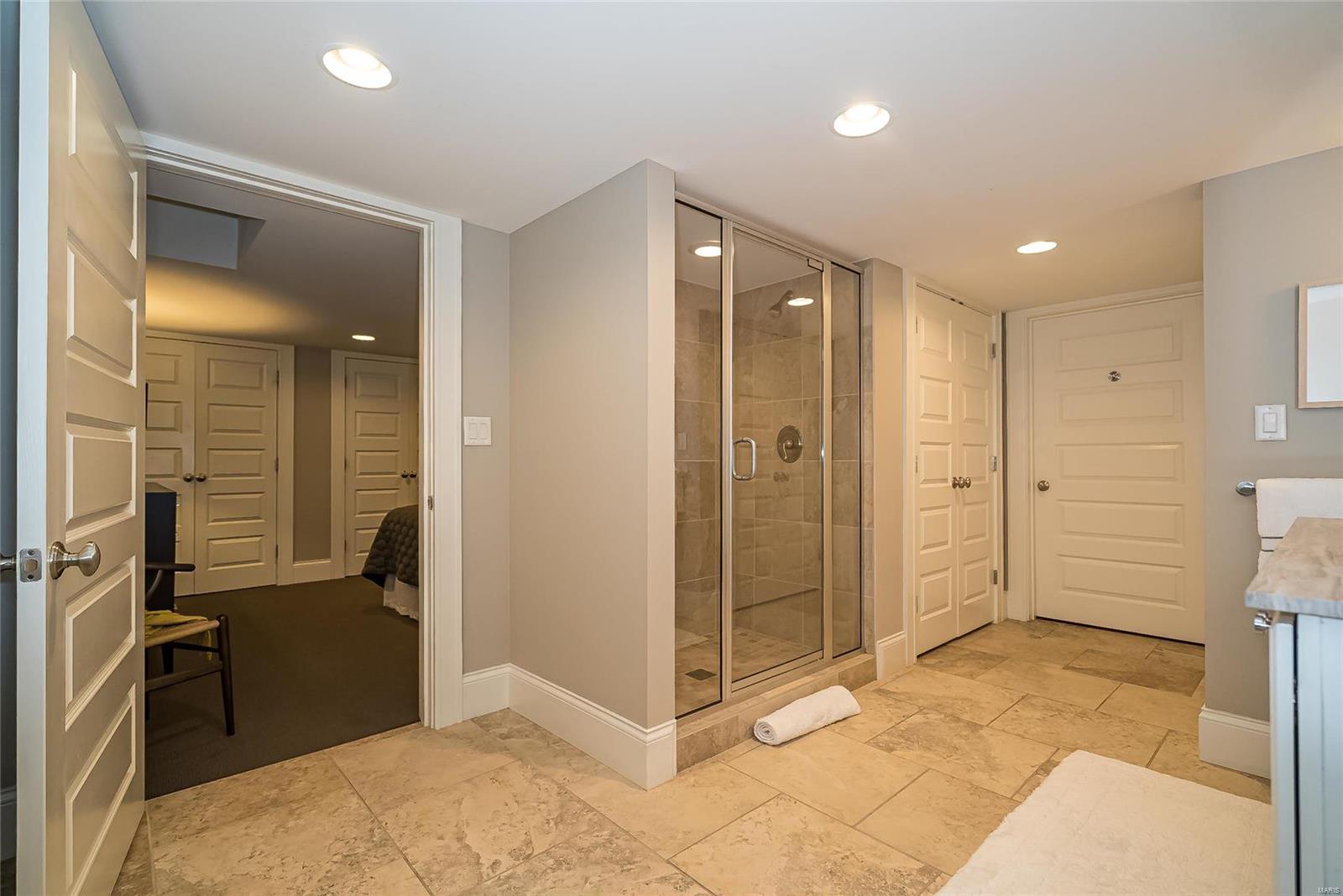 Maryland Place Condos - Residential