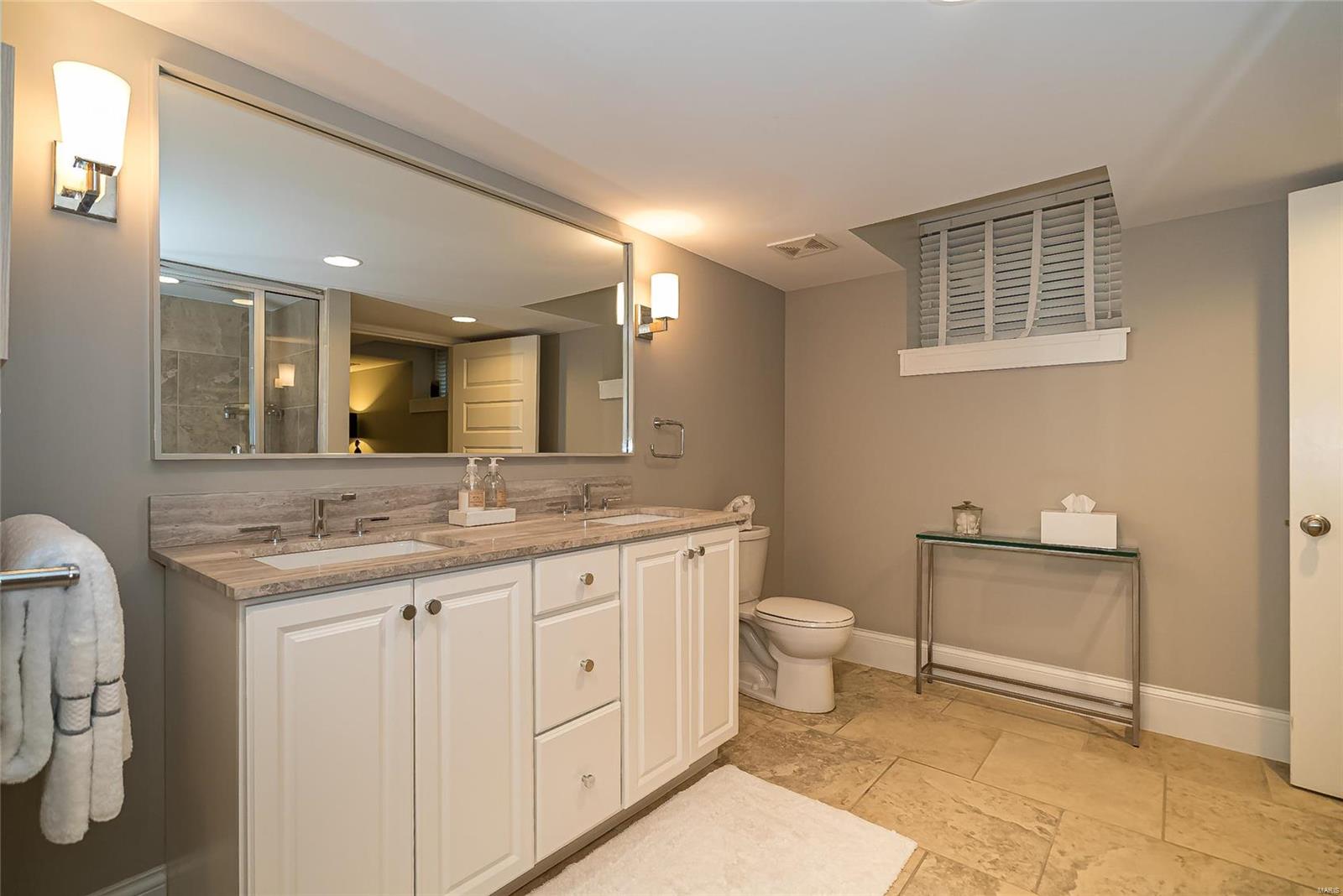 Maryland Place Condos - Residential