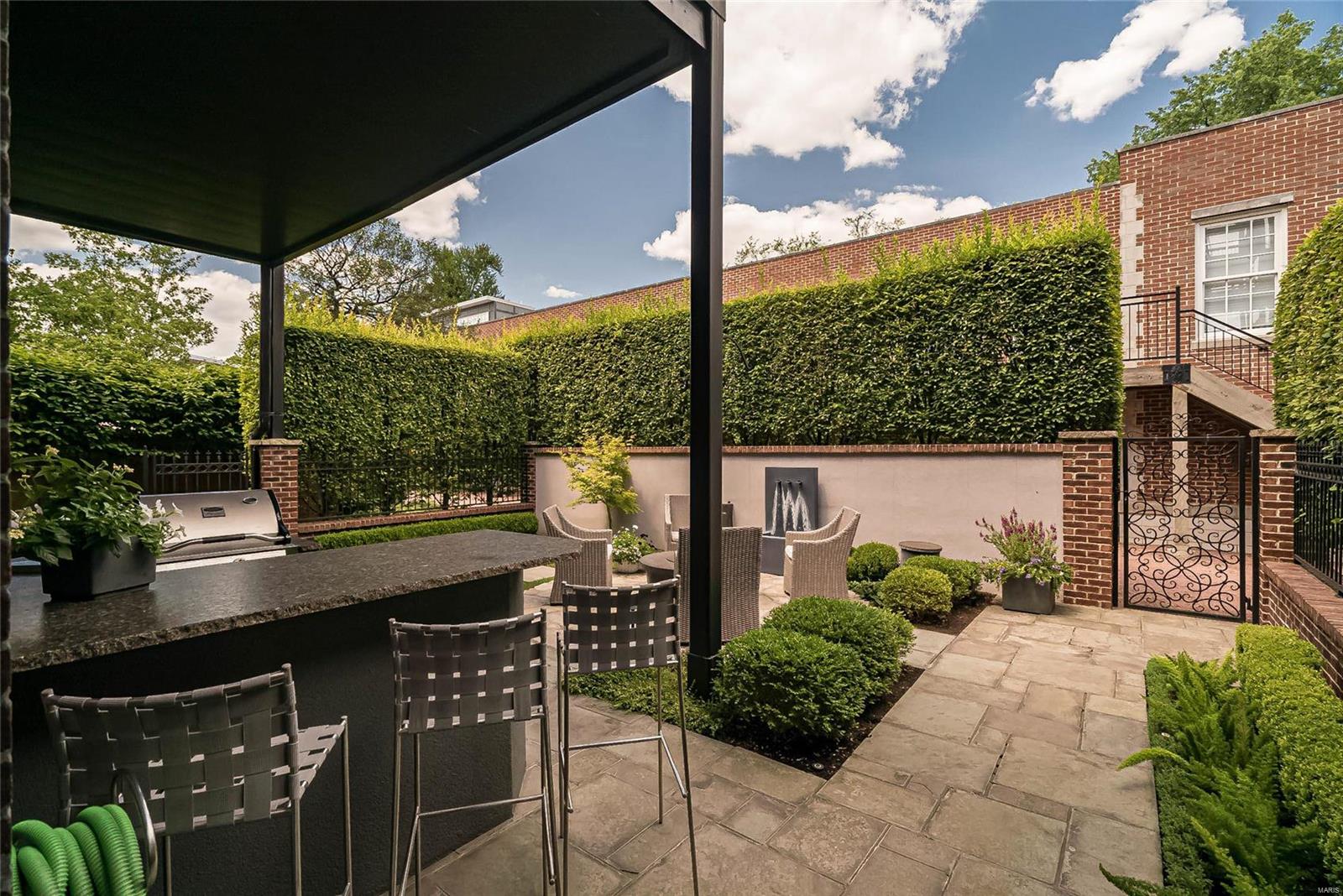 Maryland Place Condos - Residential