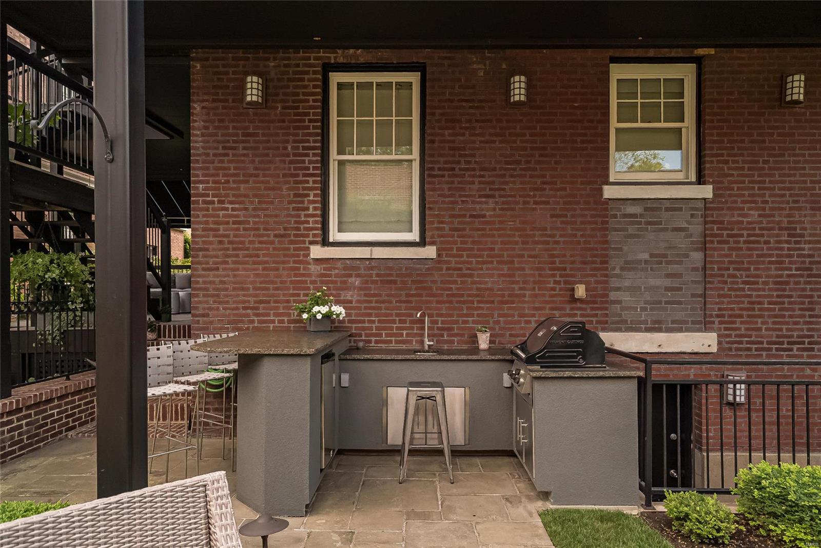 Maryland Place Condos - Residential