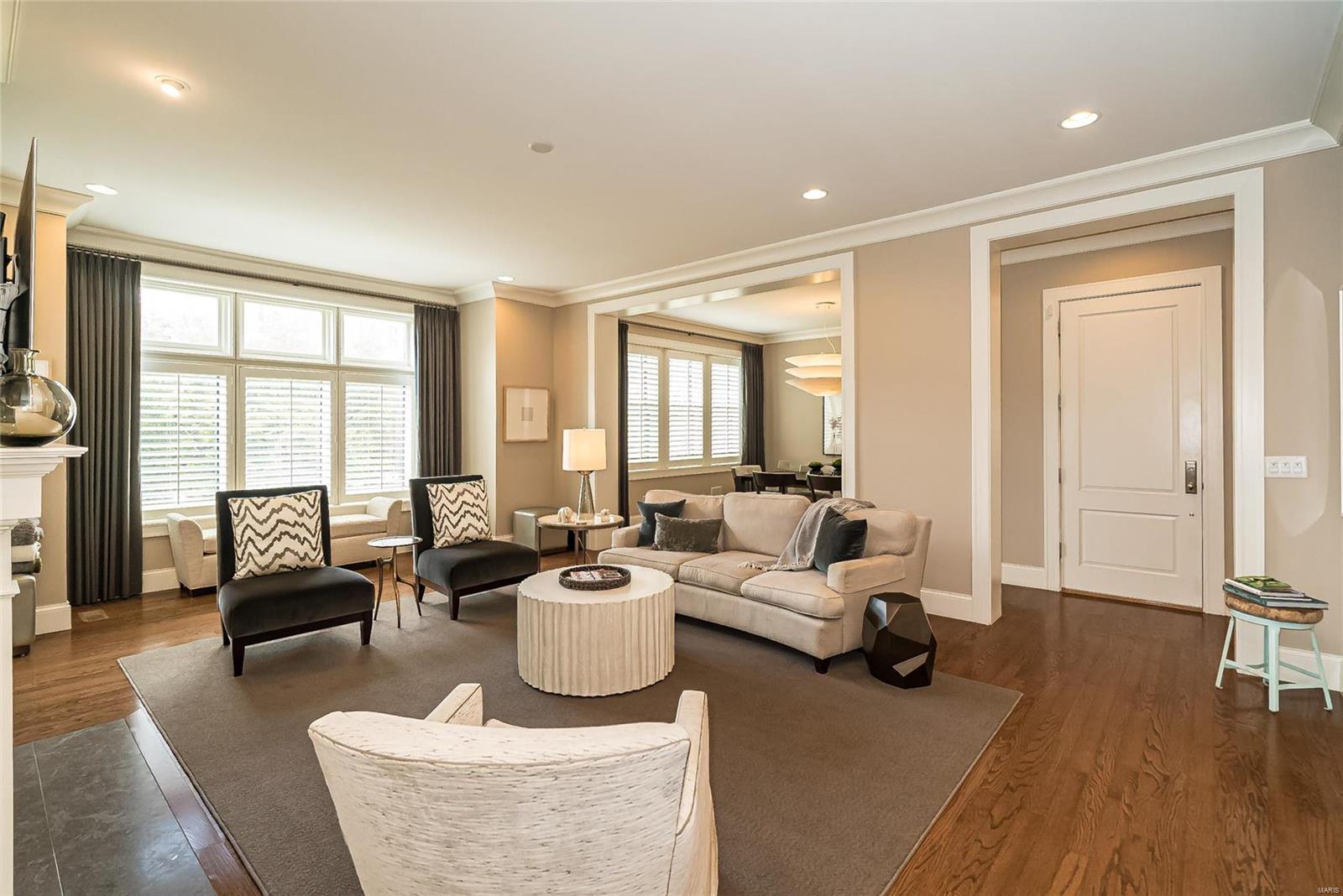 Maryland Place Condos - Residential