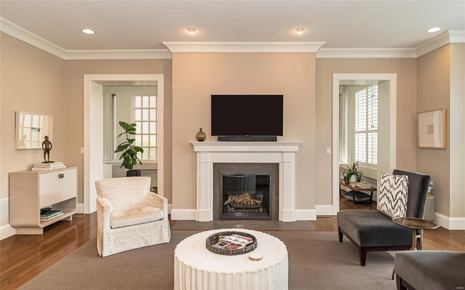 Maryland Place Condos - Residential