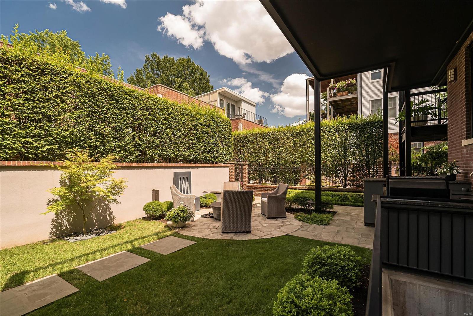 Maryland Place Condos - Residential