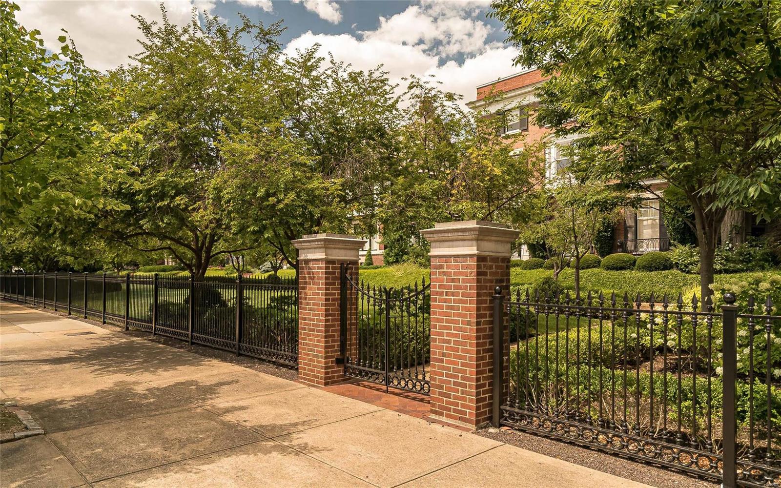 Maryland Place Condos - Residential