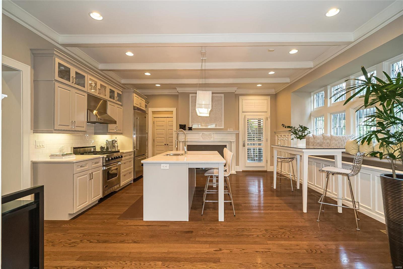 Maryland Place Condos - Residential