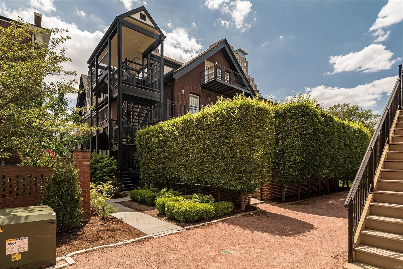 Maryland Place Condos - Residential