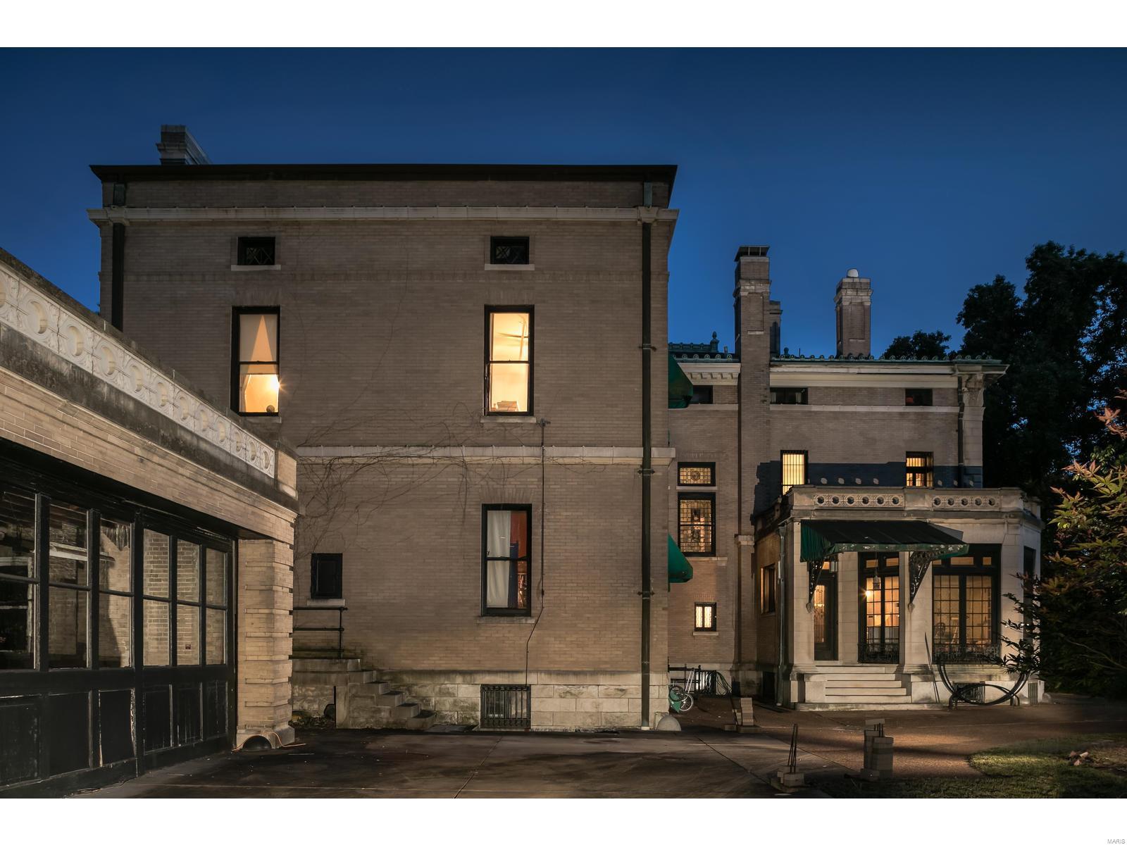 Westmoreland Place - Residential