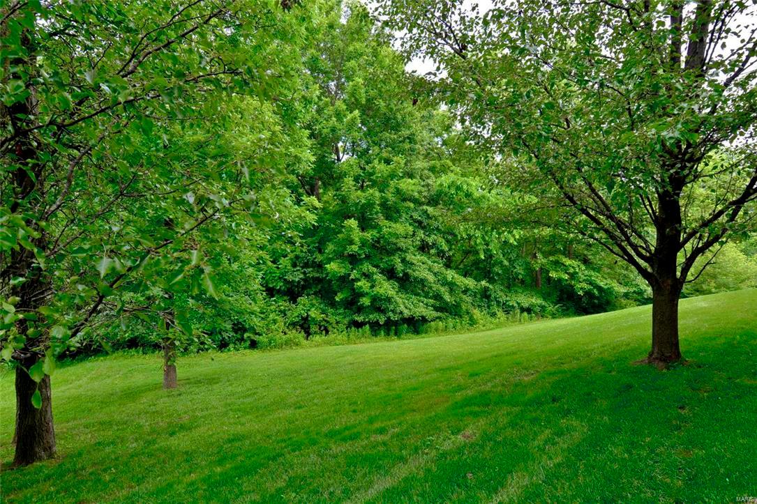 Pine Bluff Villas - Residential