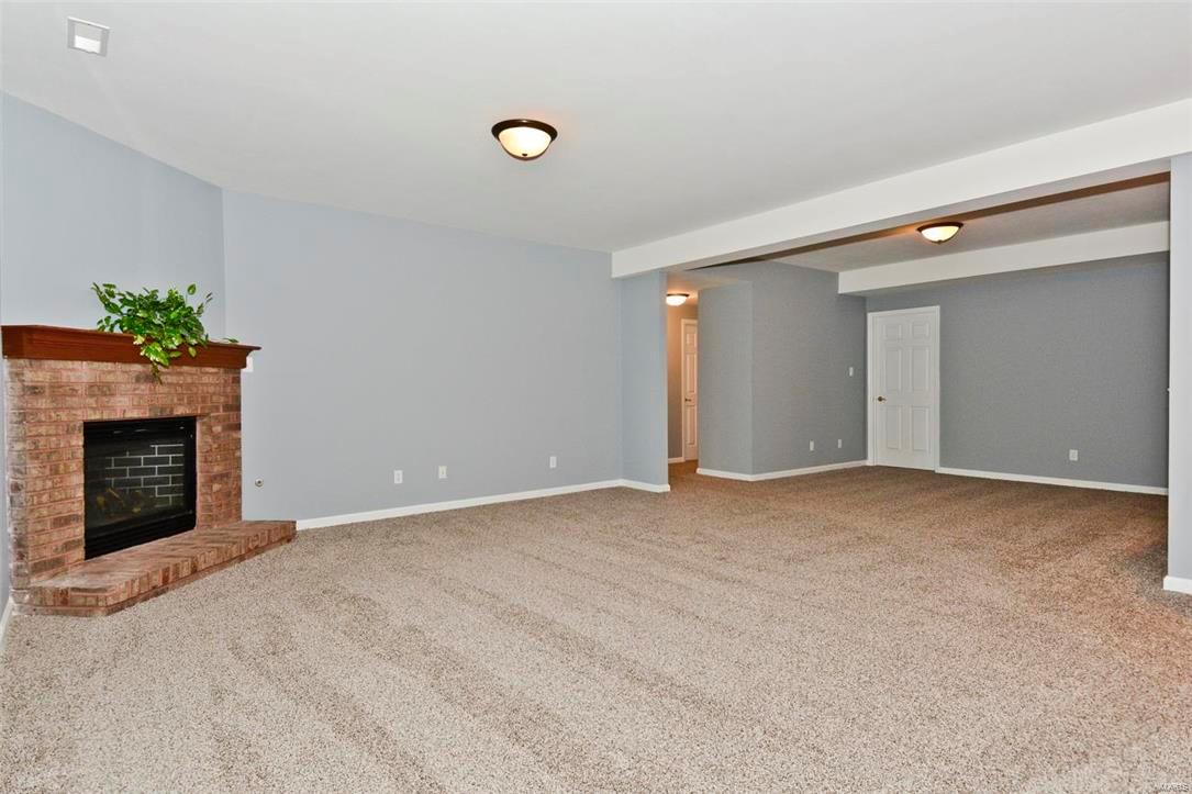 Pine Bluff Villas - Residential