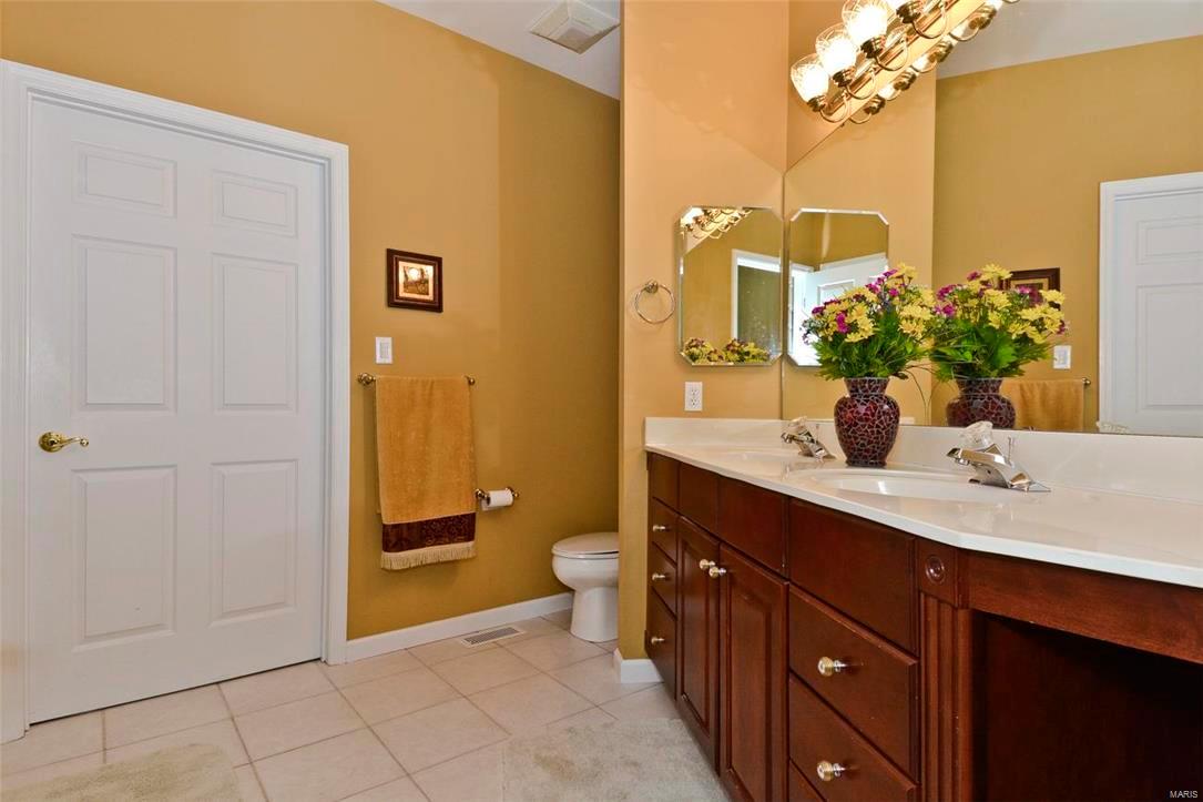 Pine Bluff Villas - Residential