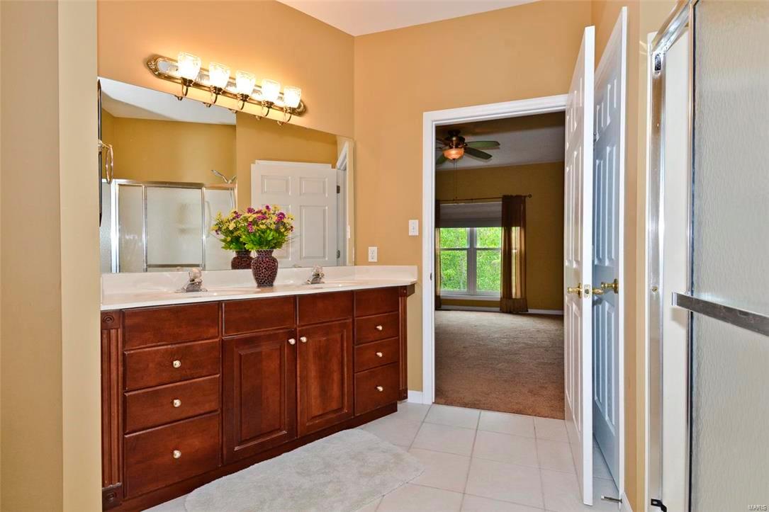 Pine Bluff Villas - Residential