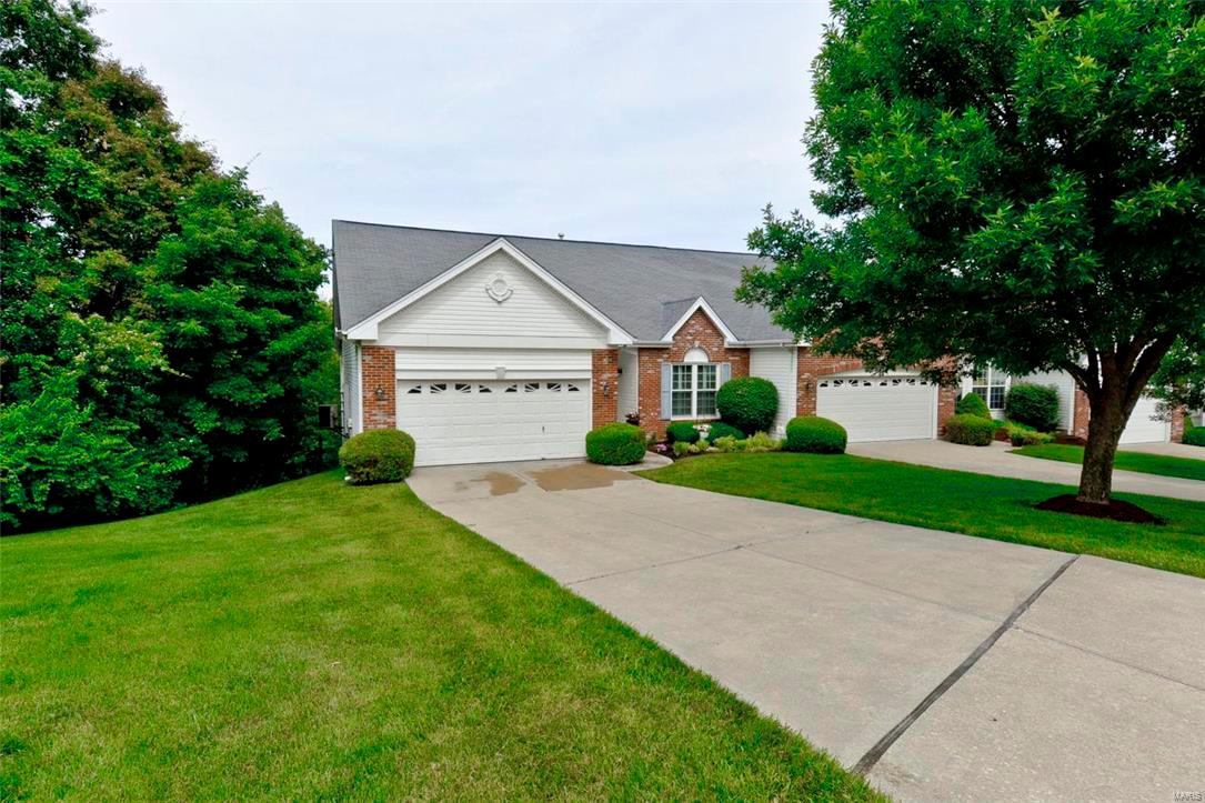 Pine Bluff Villas - Residential