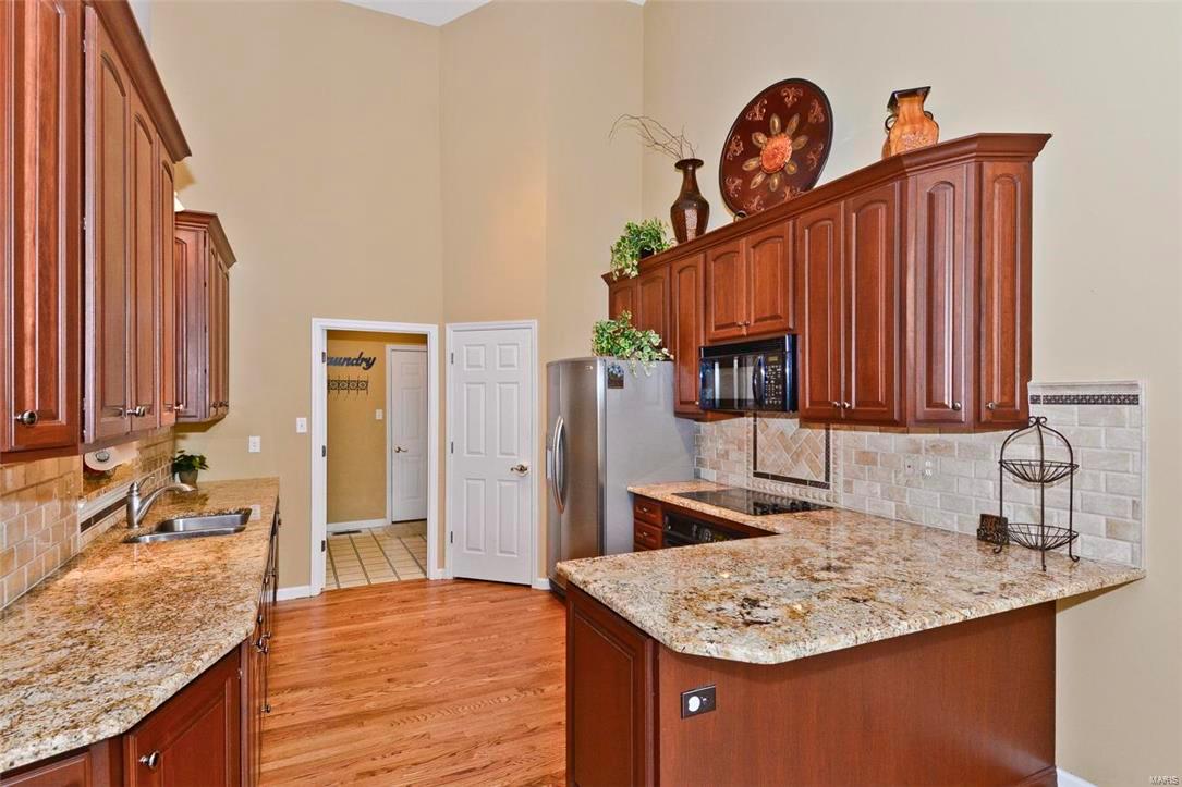 Pine Bluff Villas - Residential