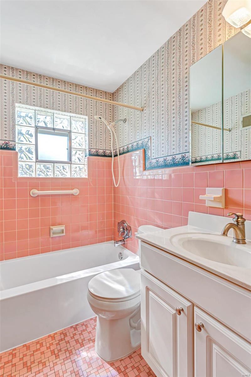 Reavis Gardens - Residential