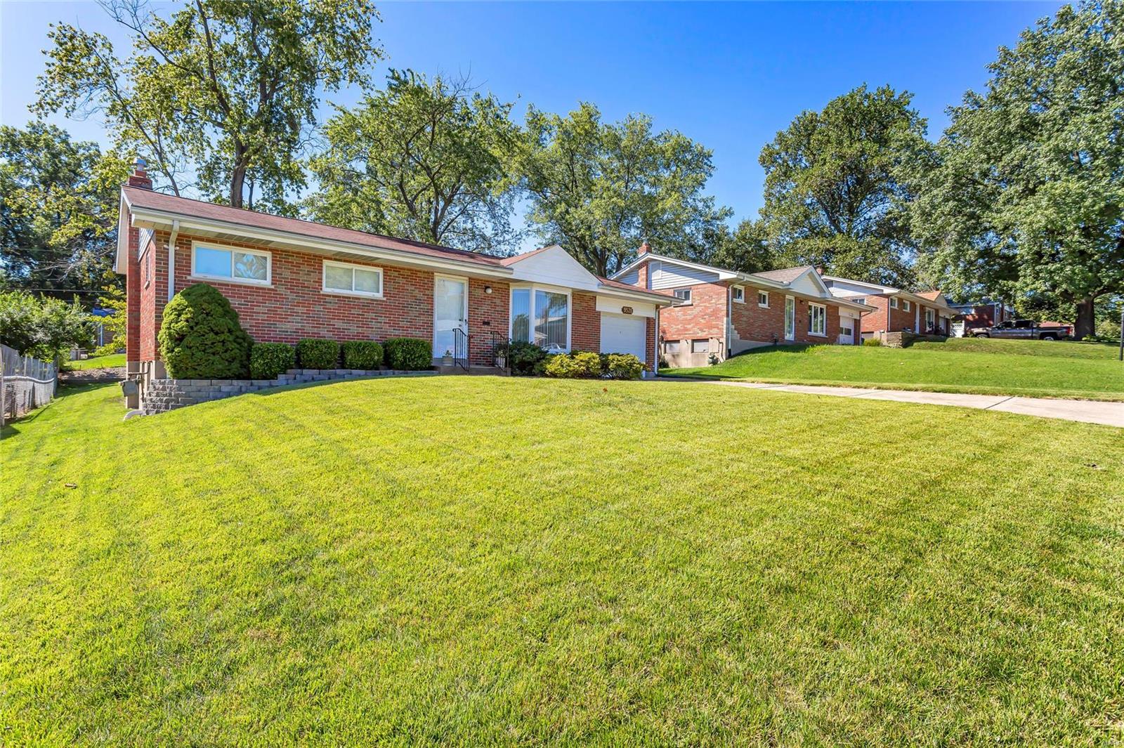 Reavis Gardens - Residential