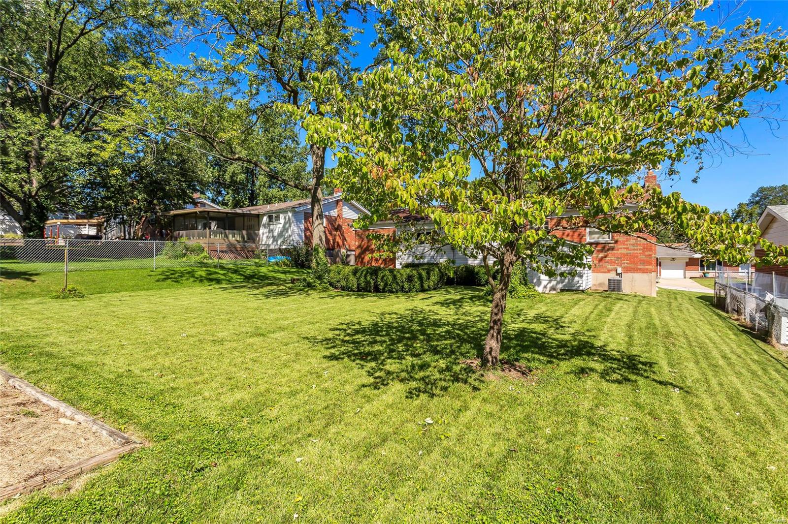 Reavis Gardens - Residential