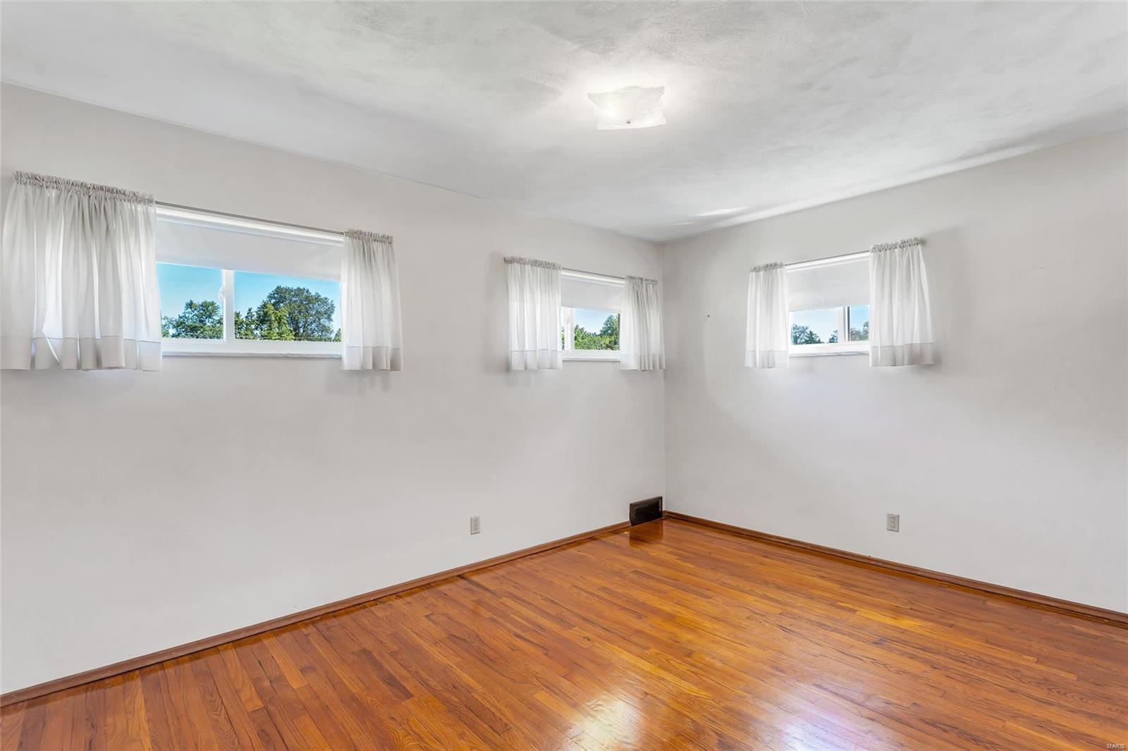 Reavis Gardens - Residential