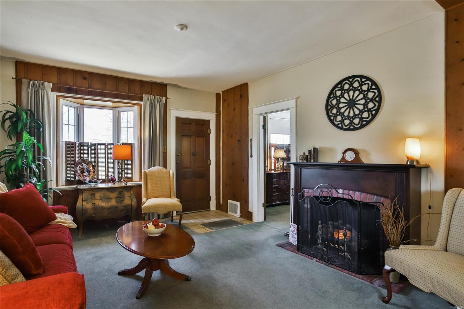 St Louis, Missouri 63119, United States, 3 Bedrooms Bedrooms, ,2 BathroomsBathrooms,Residential,Active,82071