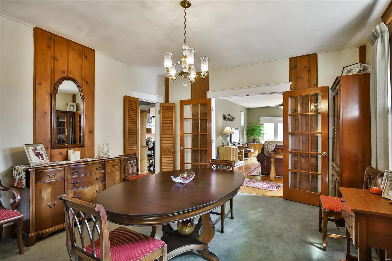 St Louis, Missouri 63119, United States, 3 Bedrooms Bedrooms, ,2 BathroomsBathrooms,Residential,Active,82071