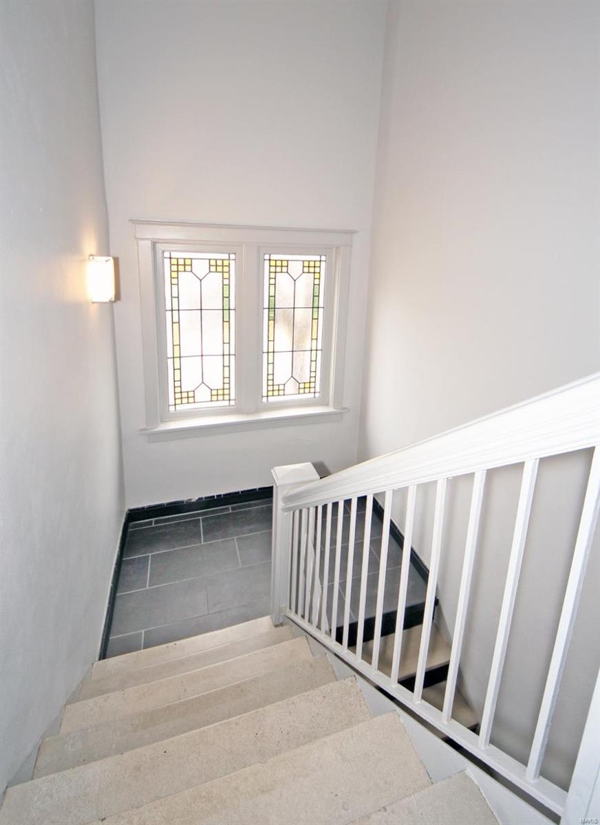 Debaliviere Place - Residential Income